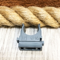 Крепеж-клипса пластик для трубы d-16мм, титан "Дежавю"